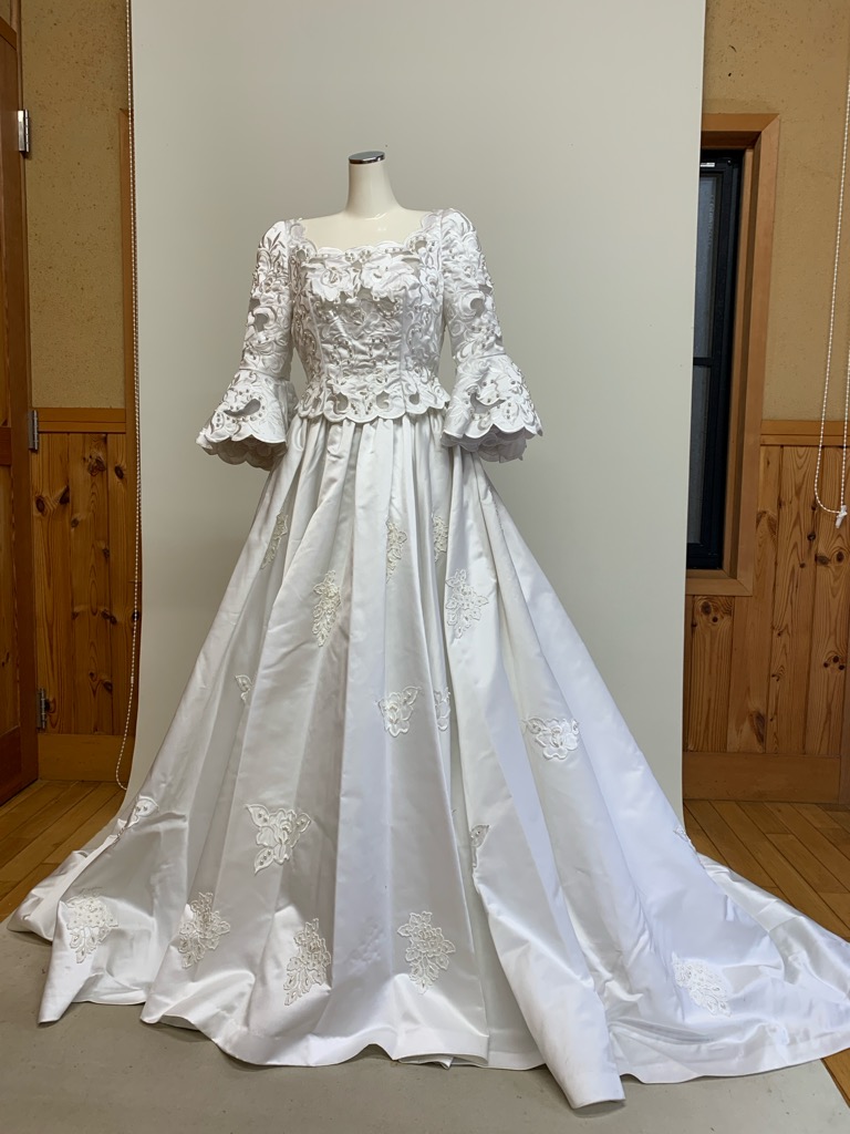 ウェディングドレス