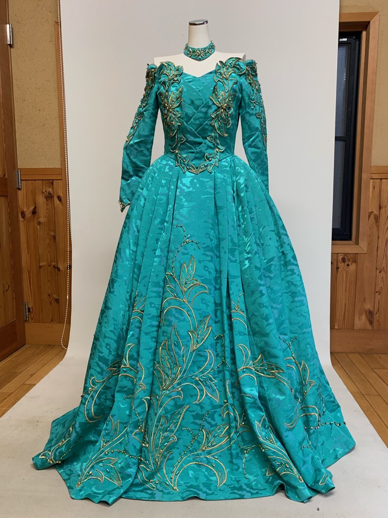 ロングドレス(mario valentino)