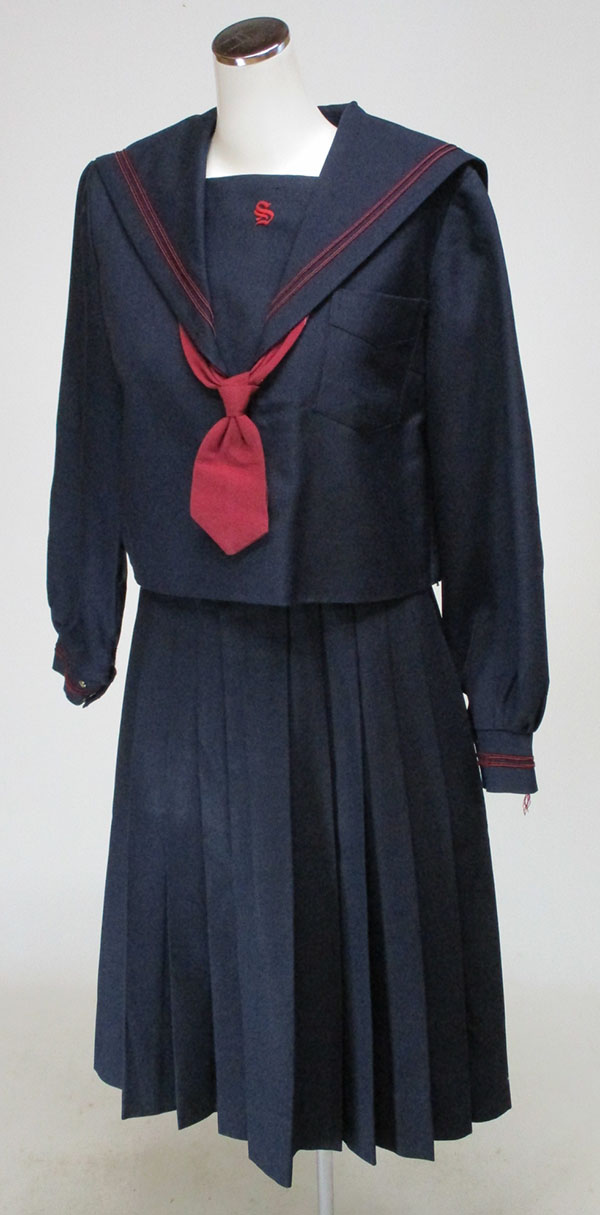 冬セーラー上下セット（ネクタイ付）