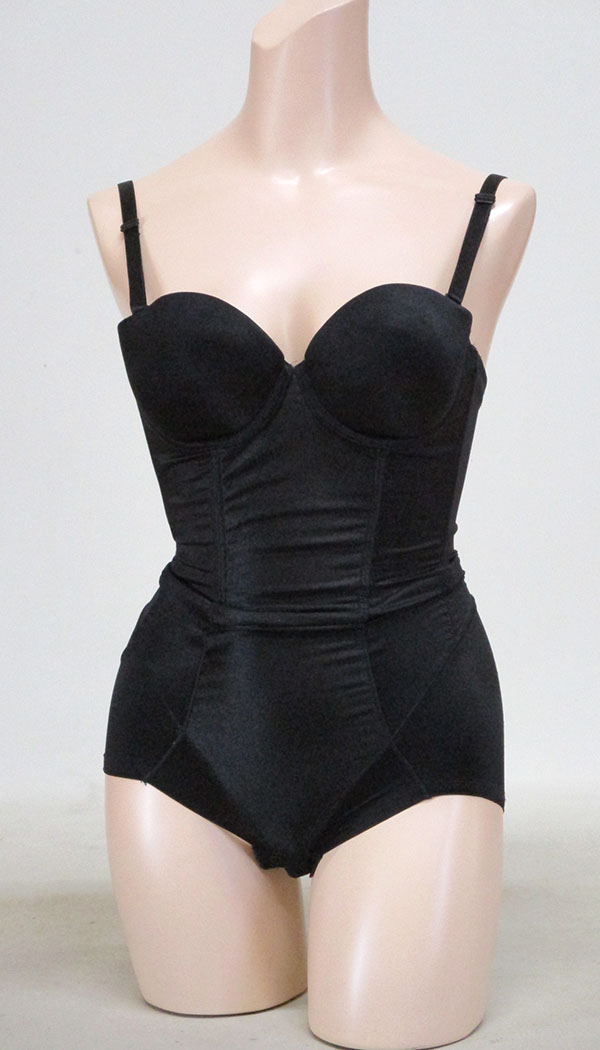 ボディースーツ